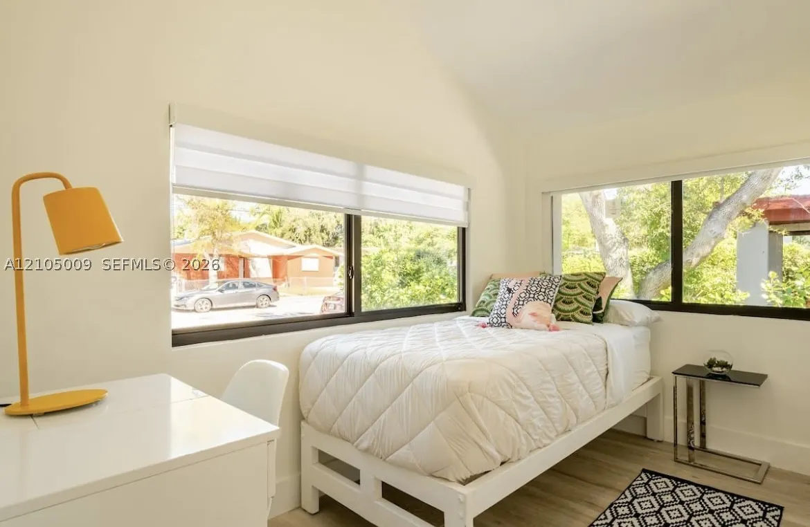 254 NW 51st St