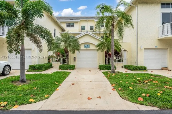 1404 Mainsail Cir #1404