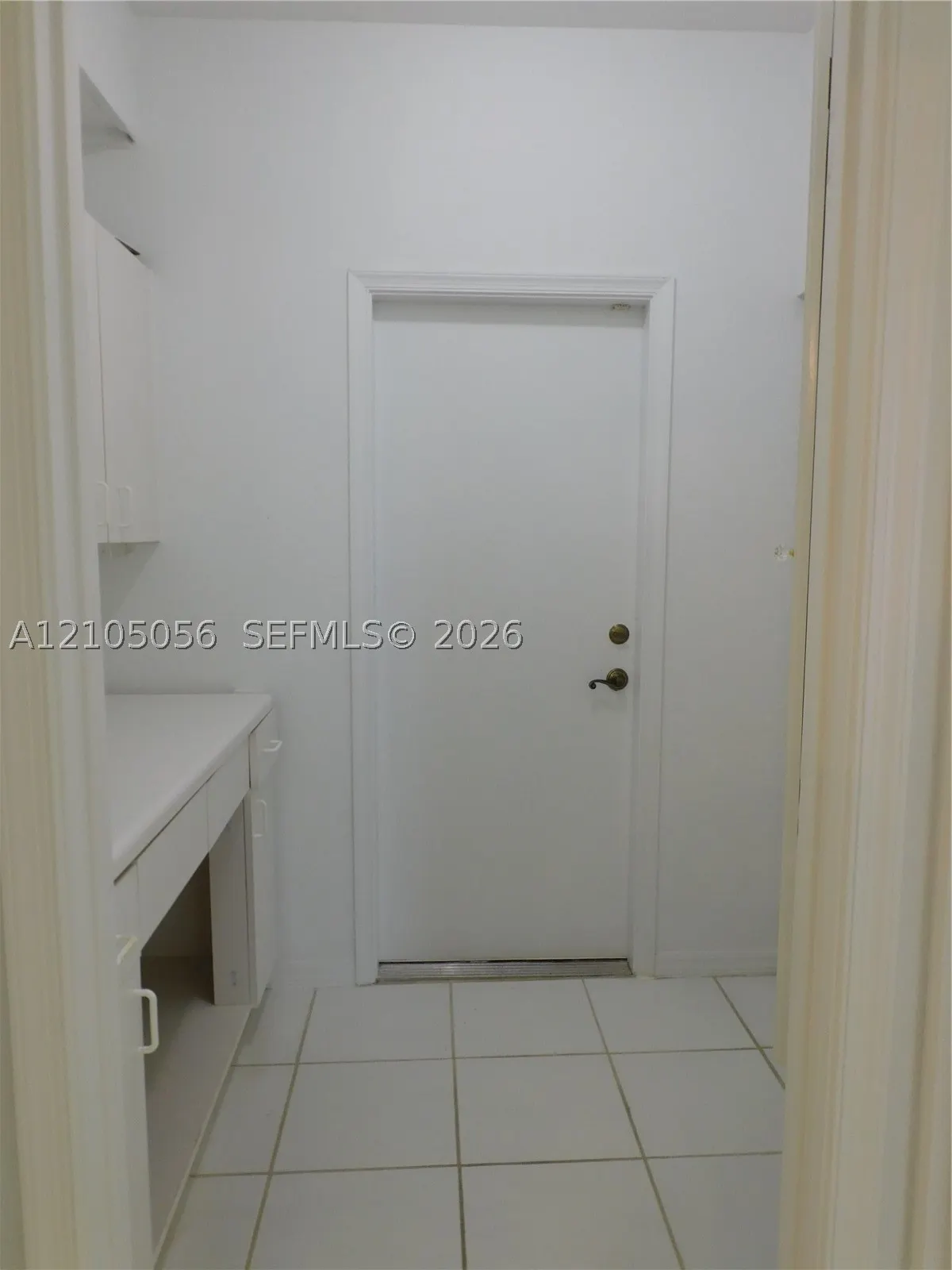 16729 Amber Lk