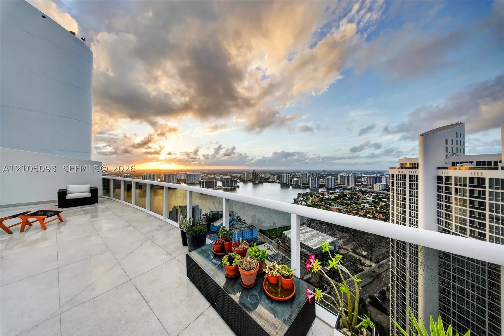 18101 Collins Ave #TS-5506