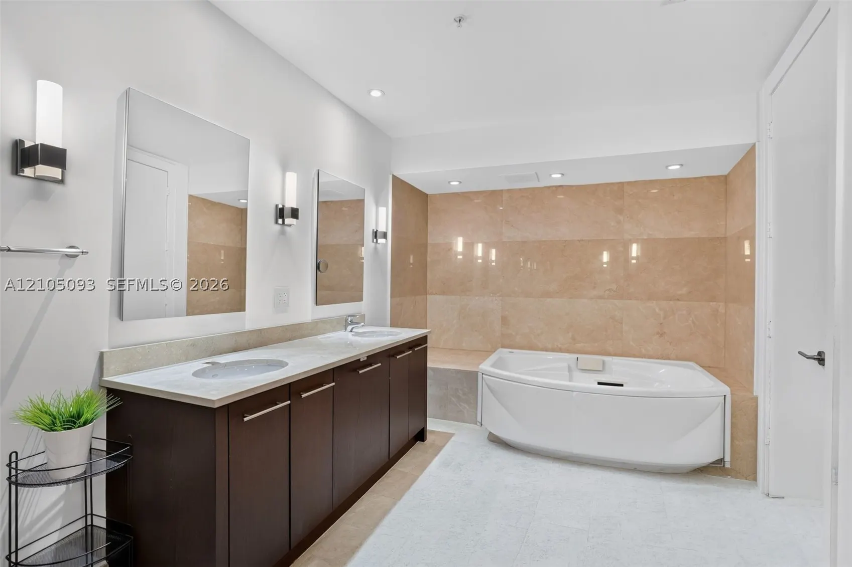 18101 Collins Ave #TS-5506