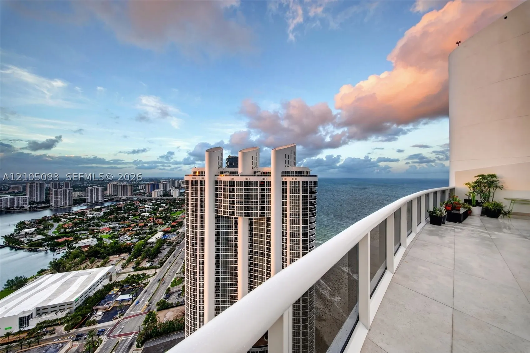 18101 Collins Ave #TS-5506