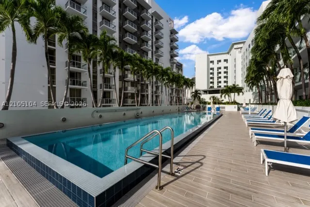 1600 SW 1st Ave #707