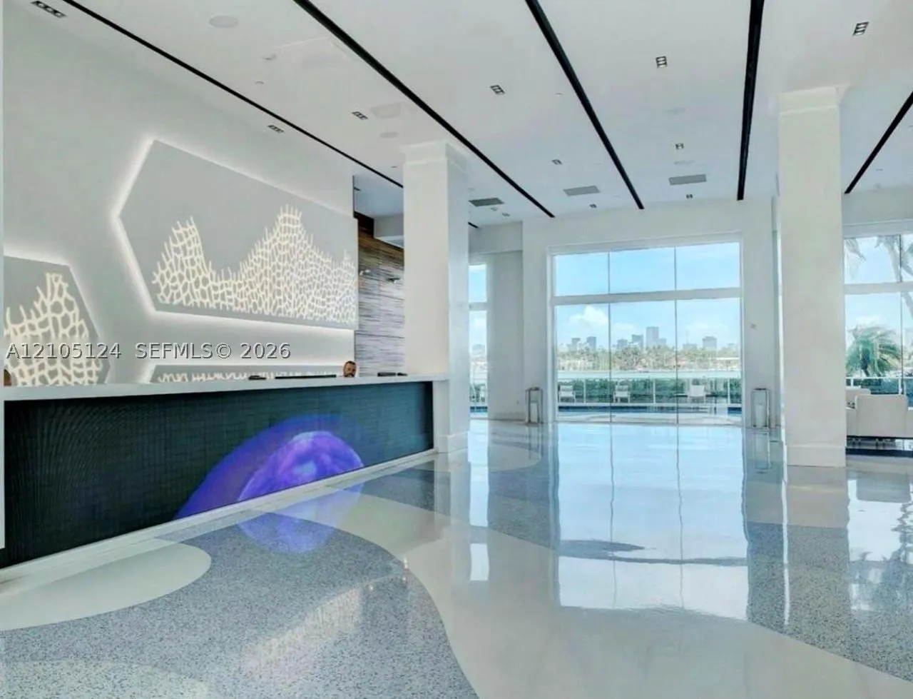 650 West Ave #305