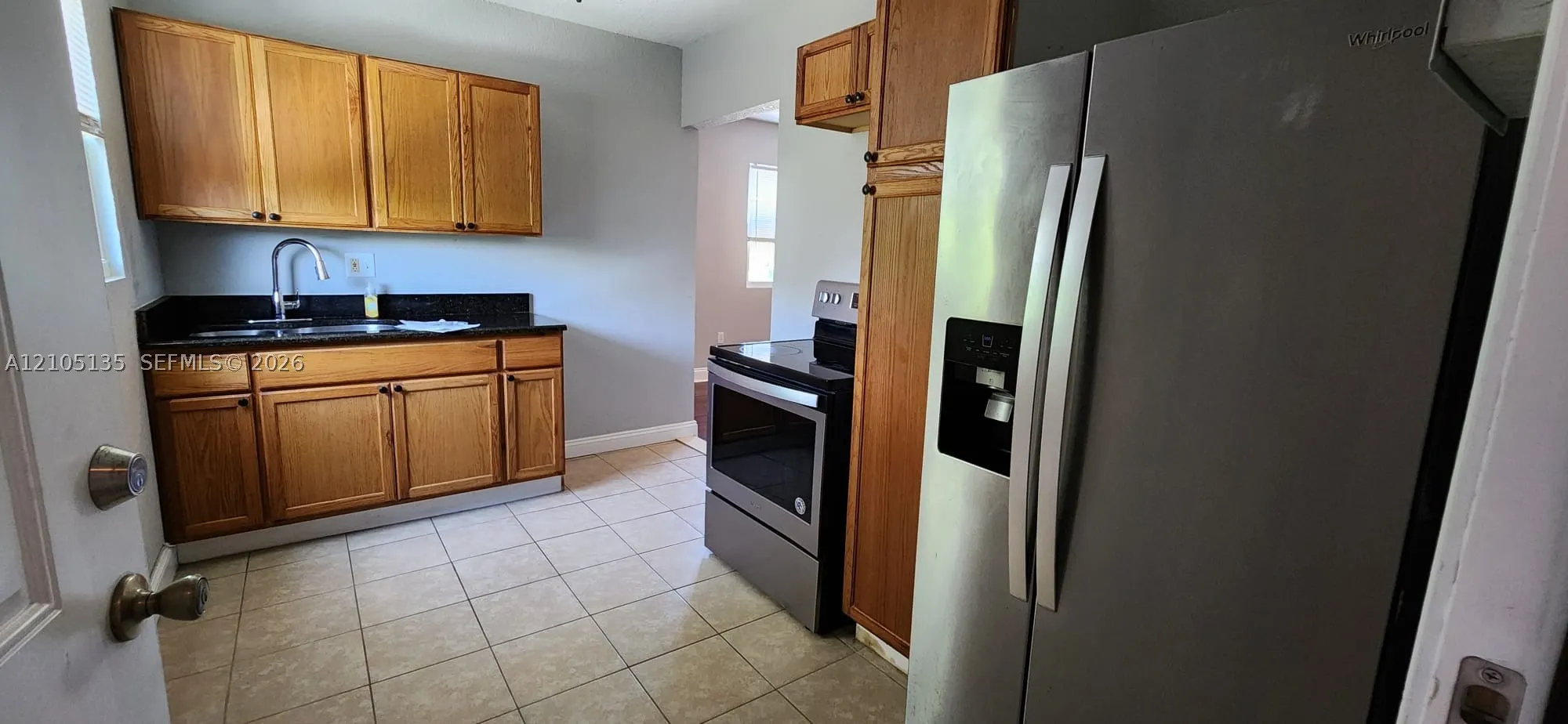 306 Hawthorne Dr #3