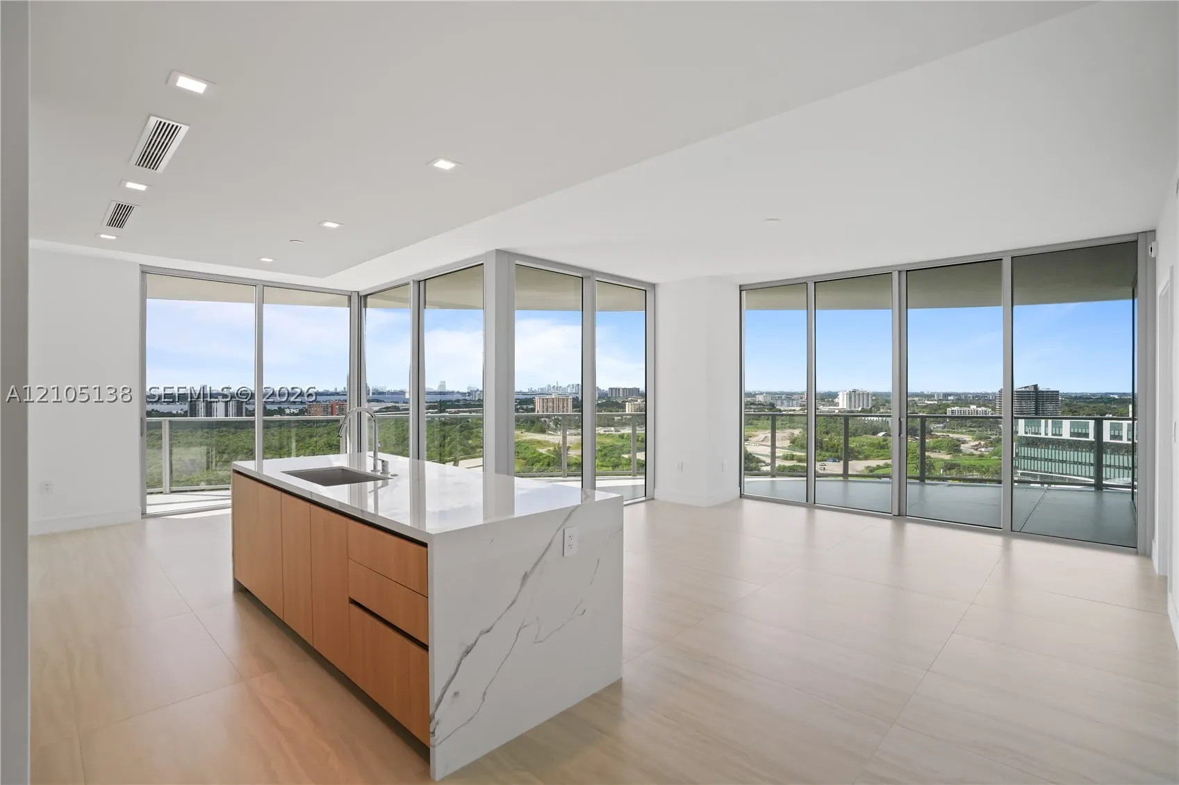 2411 LAGUNA CIRCLE #1505