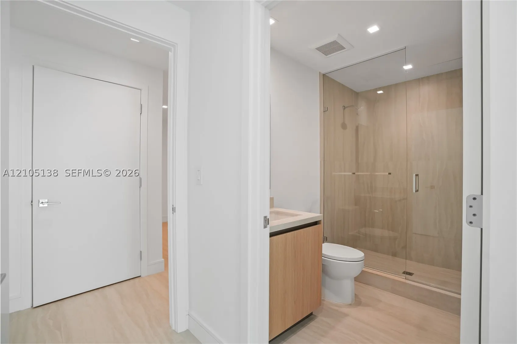 2411 LAGUNA CIRCLE #1505