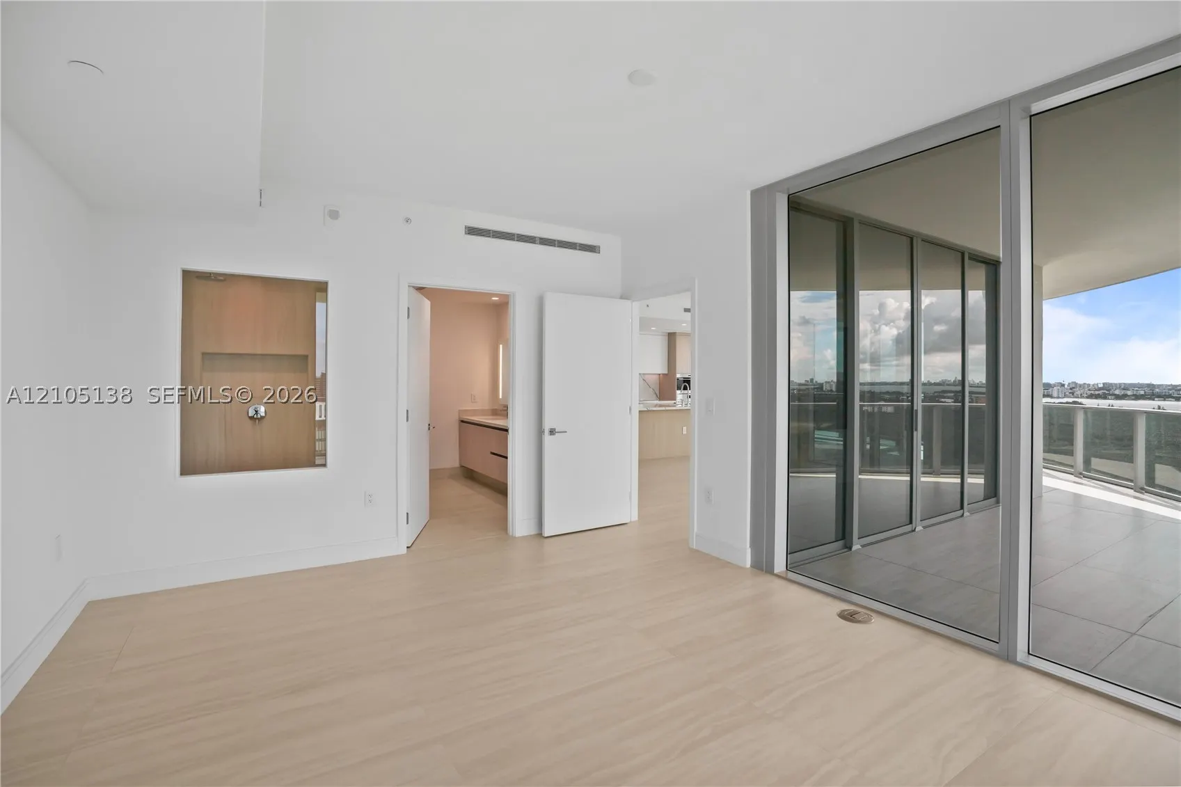 2411 LAGUNA CIRCLE #1505