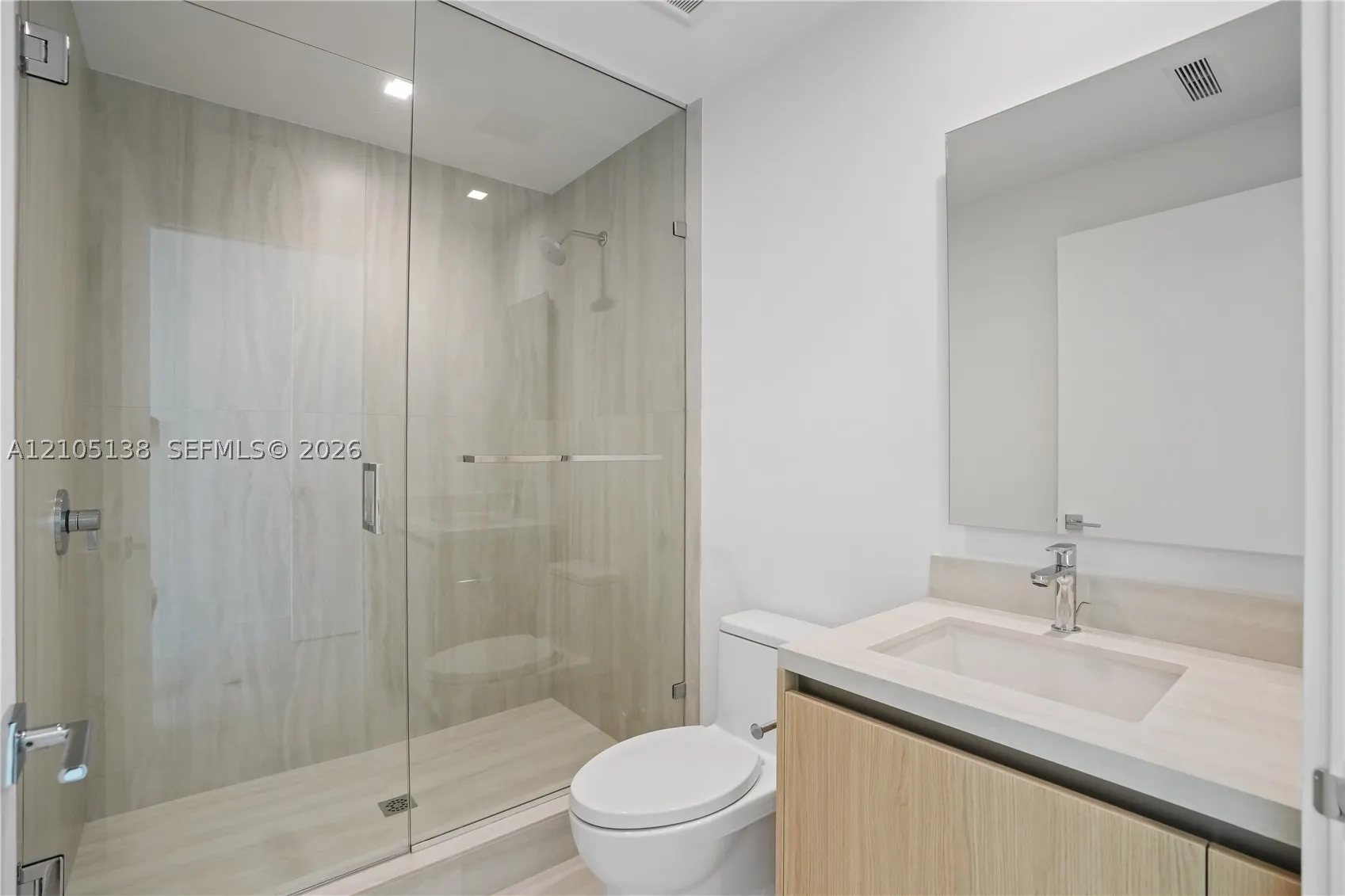 2411 LAGUNA CIRCLE #1505