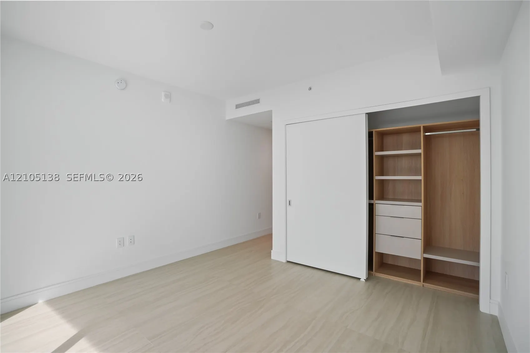 2411 LAGUNA CIRCLE #1505
