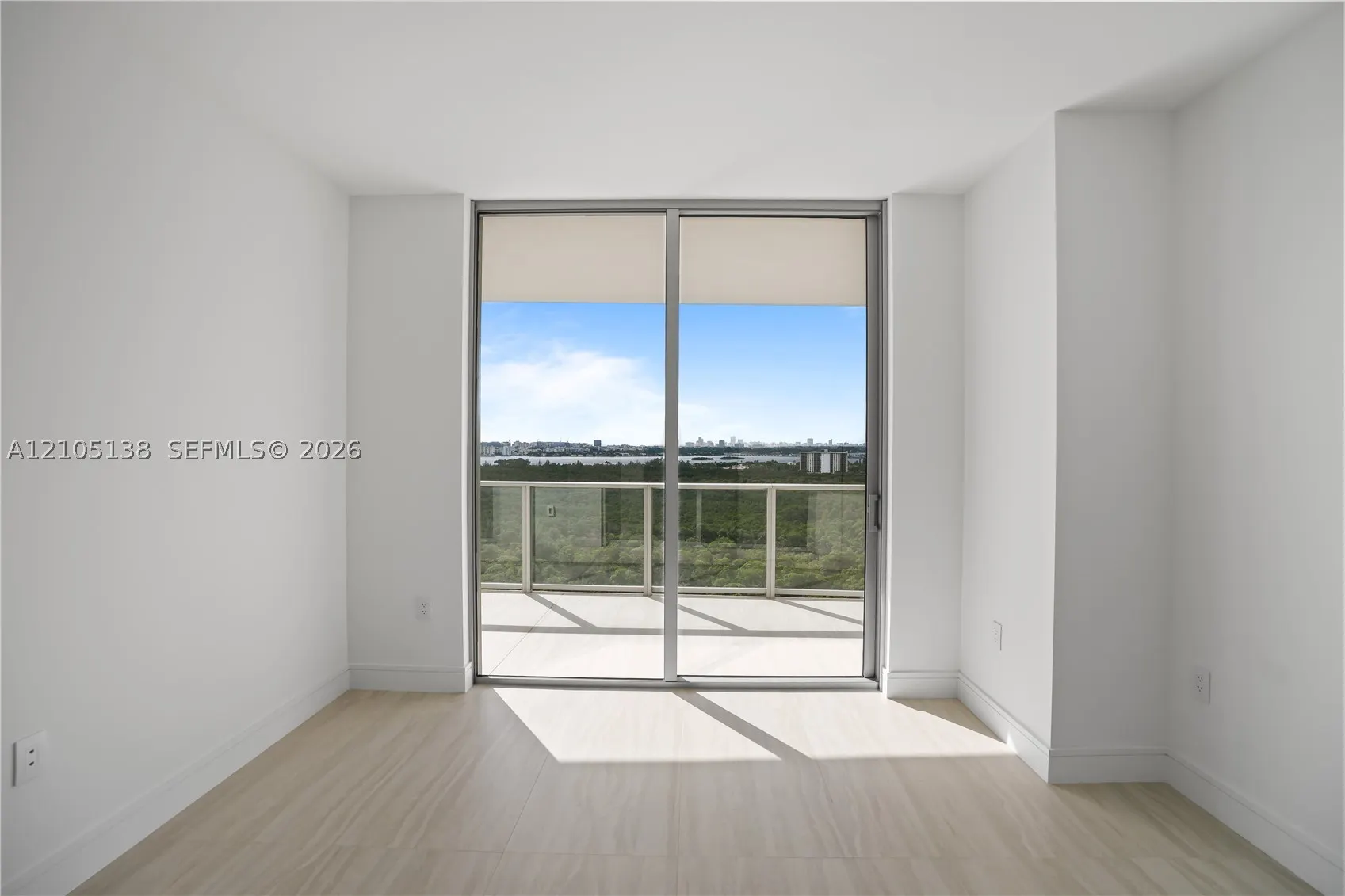 2411 LAGUNA CIRCLE #1505