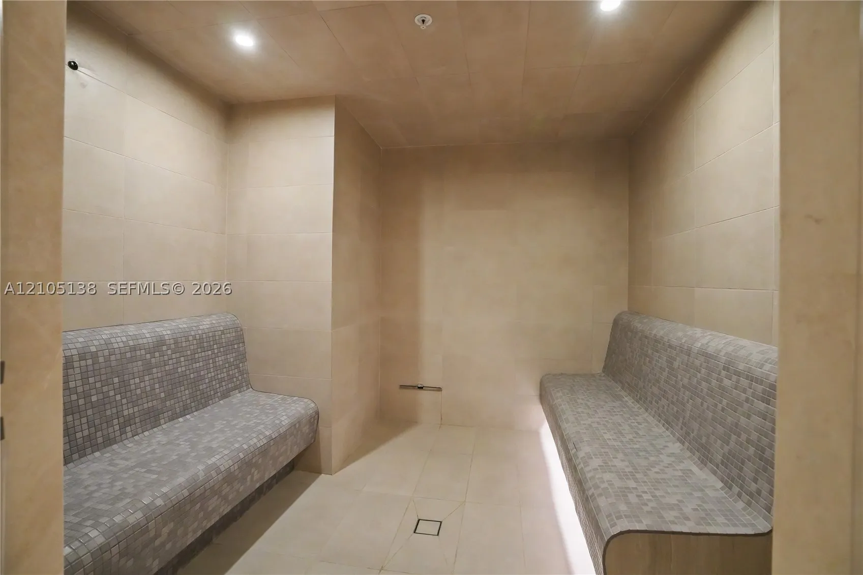 2411 LAGUNA CIRCLE #1505