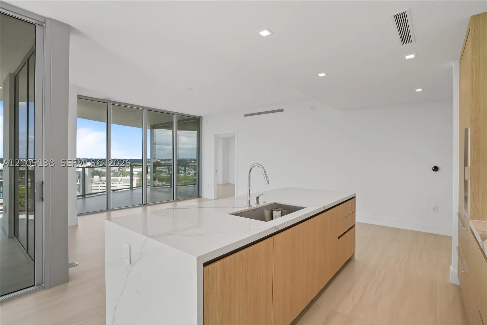 2411 LAGUNA CIRCLE #1505