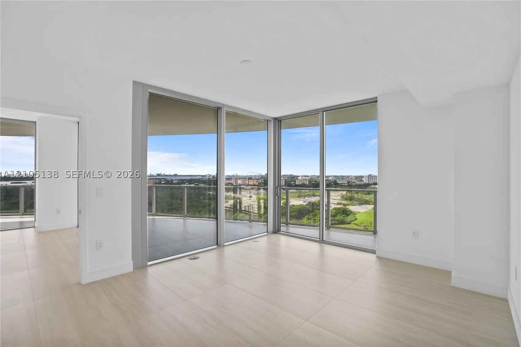 2411 LAGUNA CIRCLE #1505