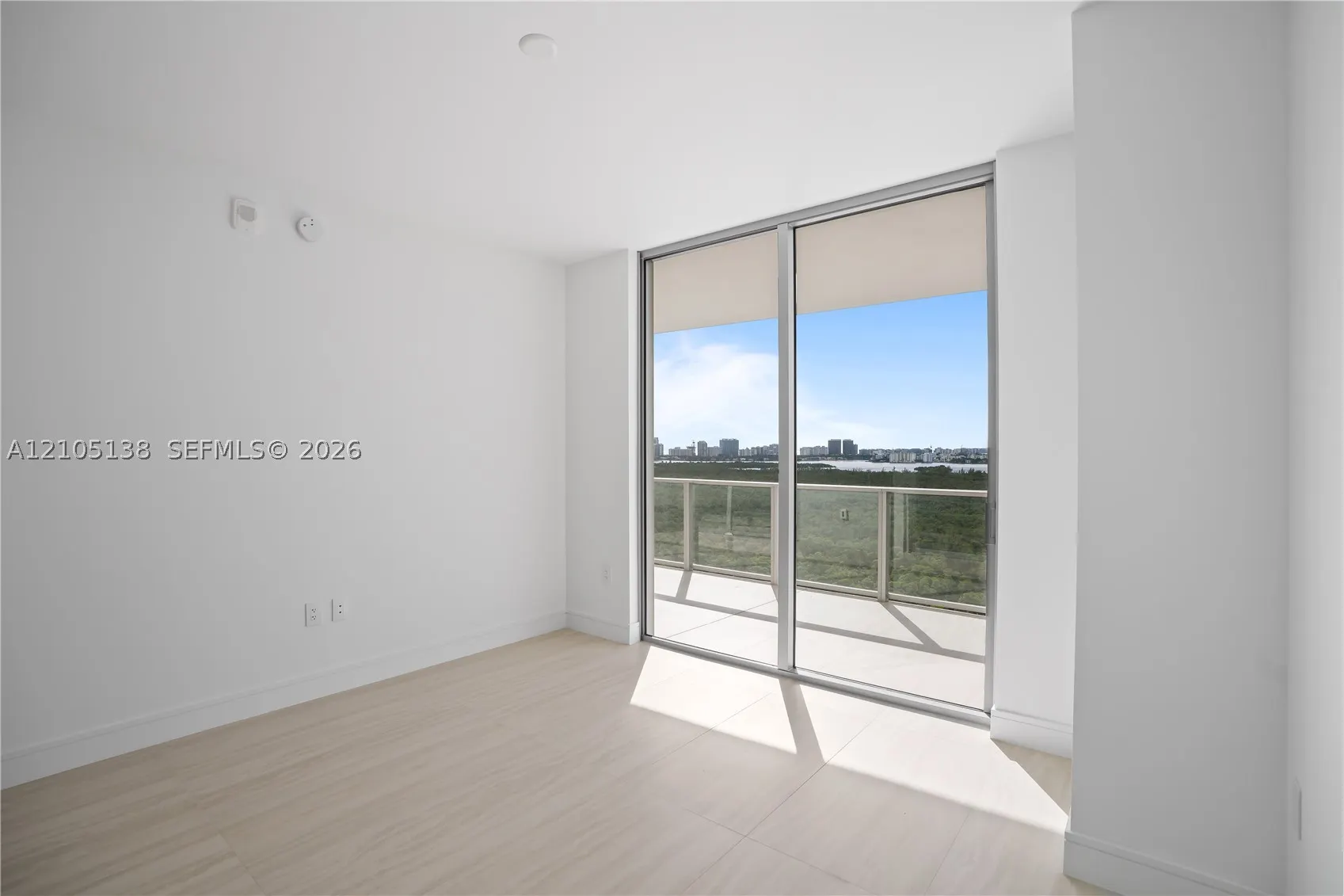 2411 LAGUNA CIRCLE #1505