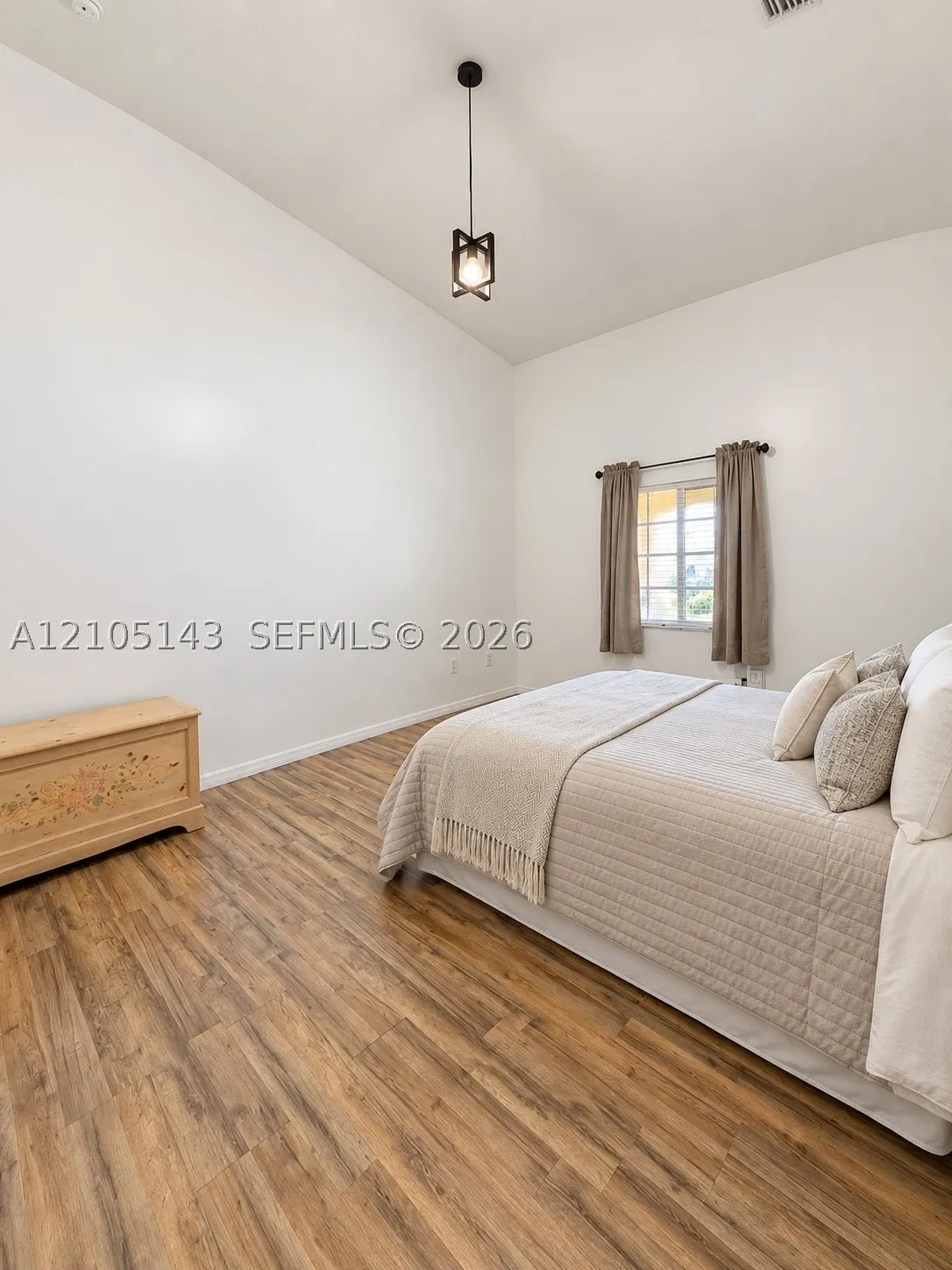 3344 NE 11th Dr