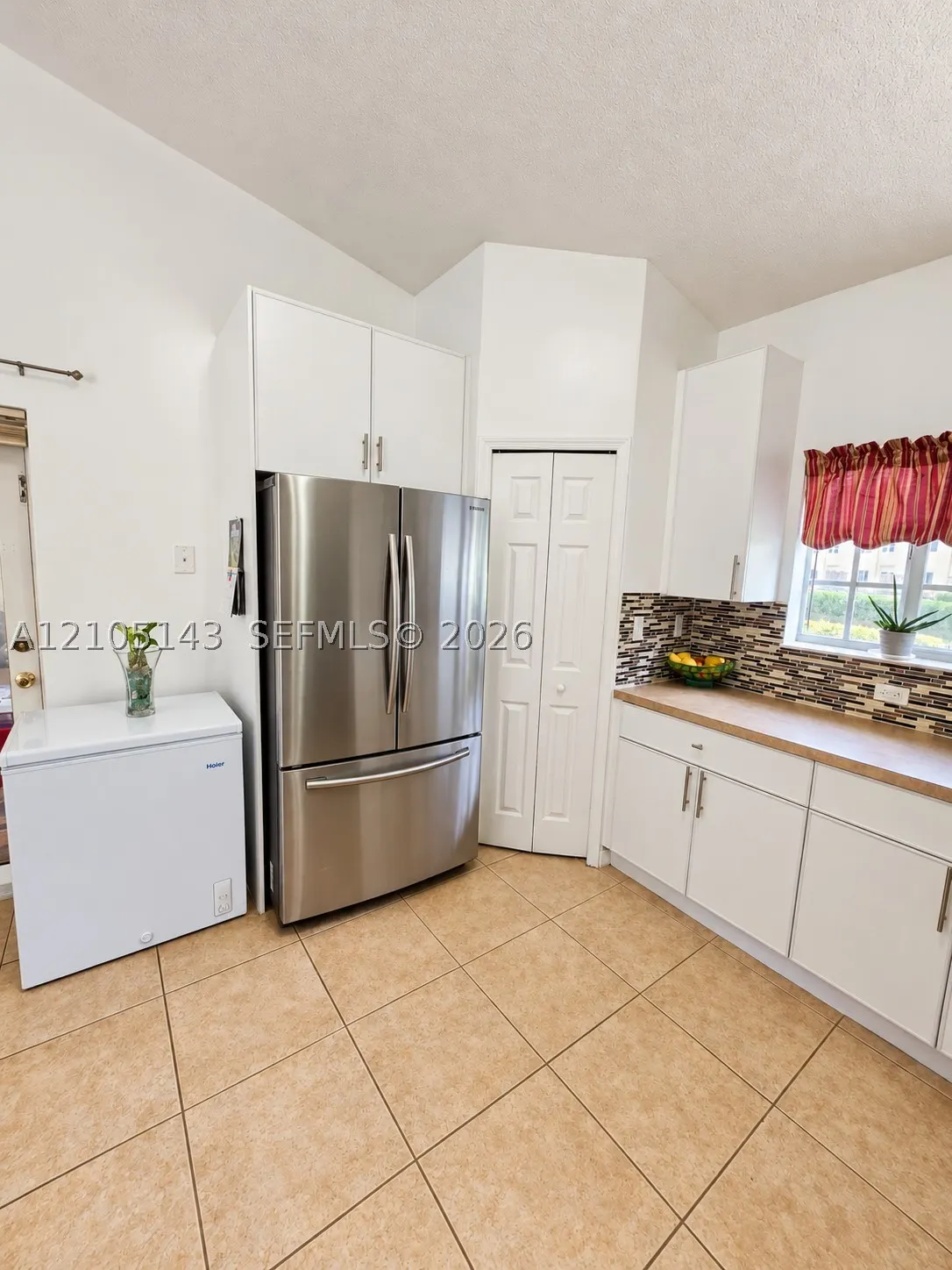 3344 NE 11th Dr