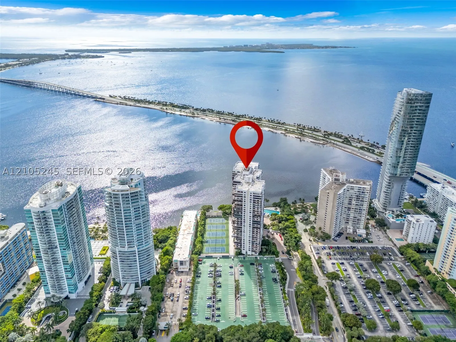 2333 Brickell Ave #2708