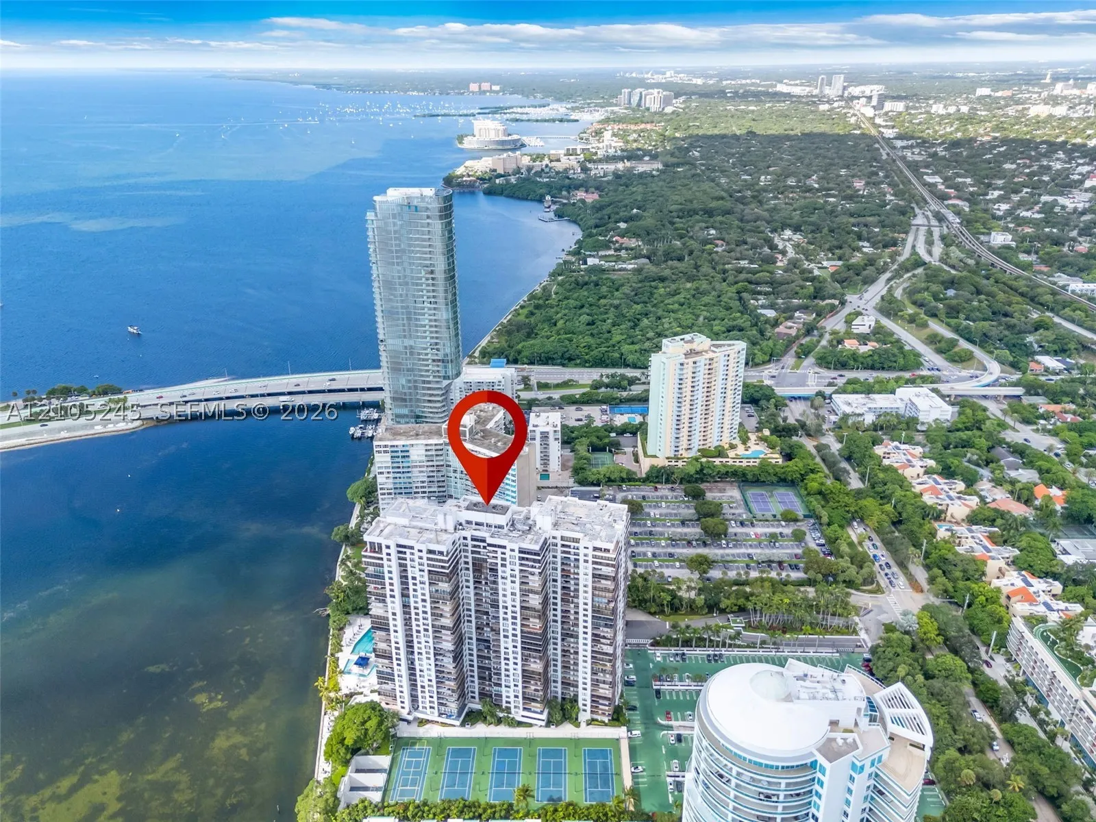 2333 Brickell Ave #2708