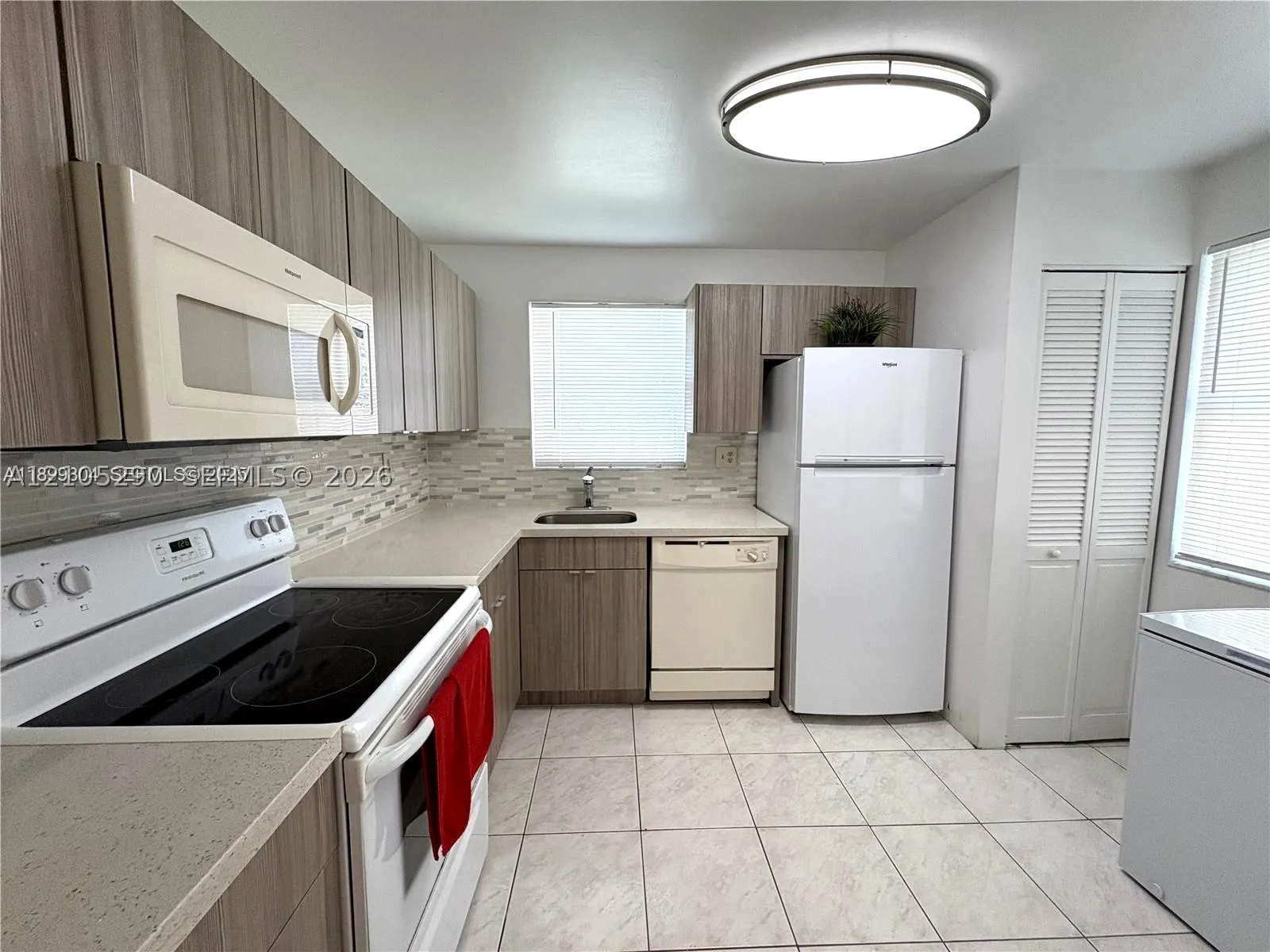 1226 SW 113th Ter #103
