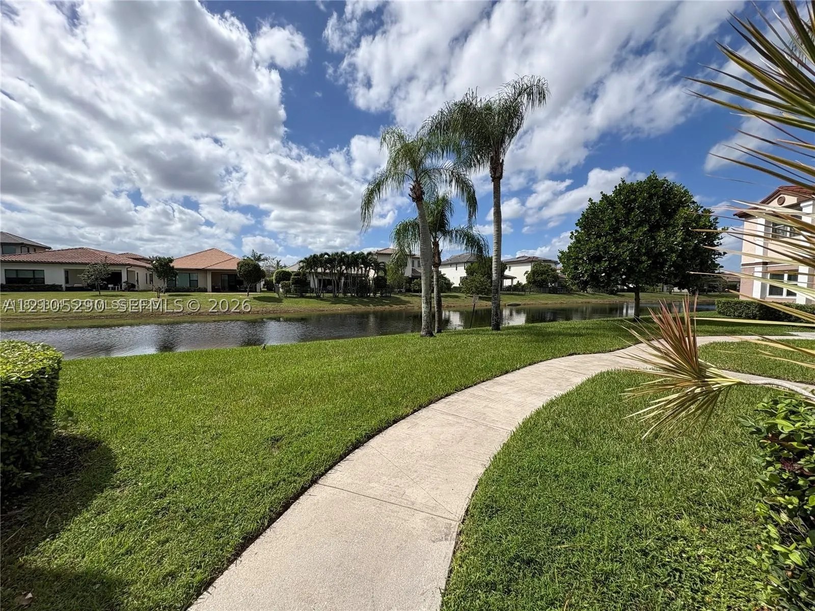 1226 SW 113th Ter #103