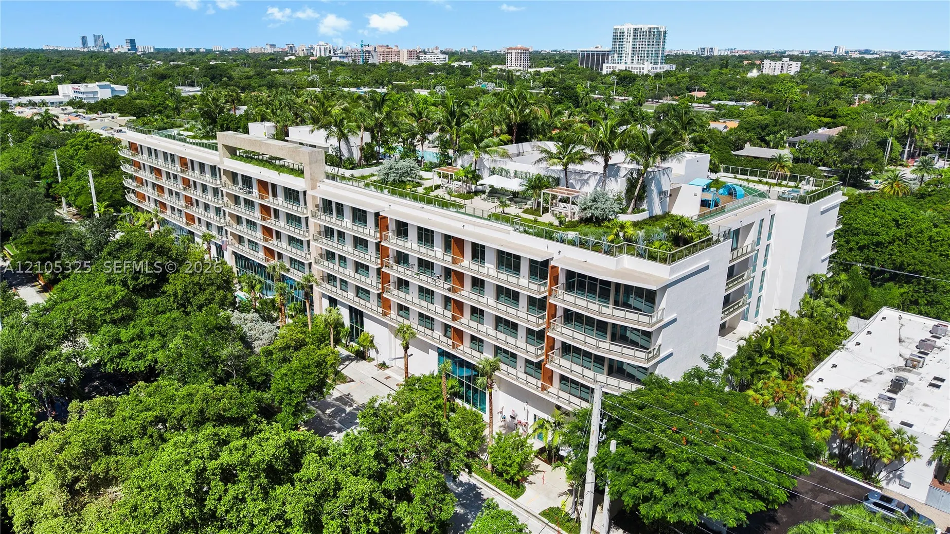 2200 Brickell Avenue #422