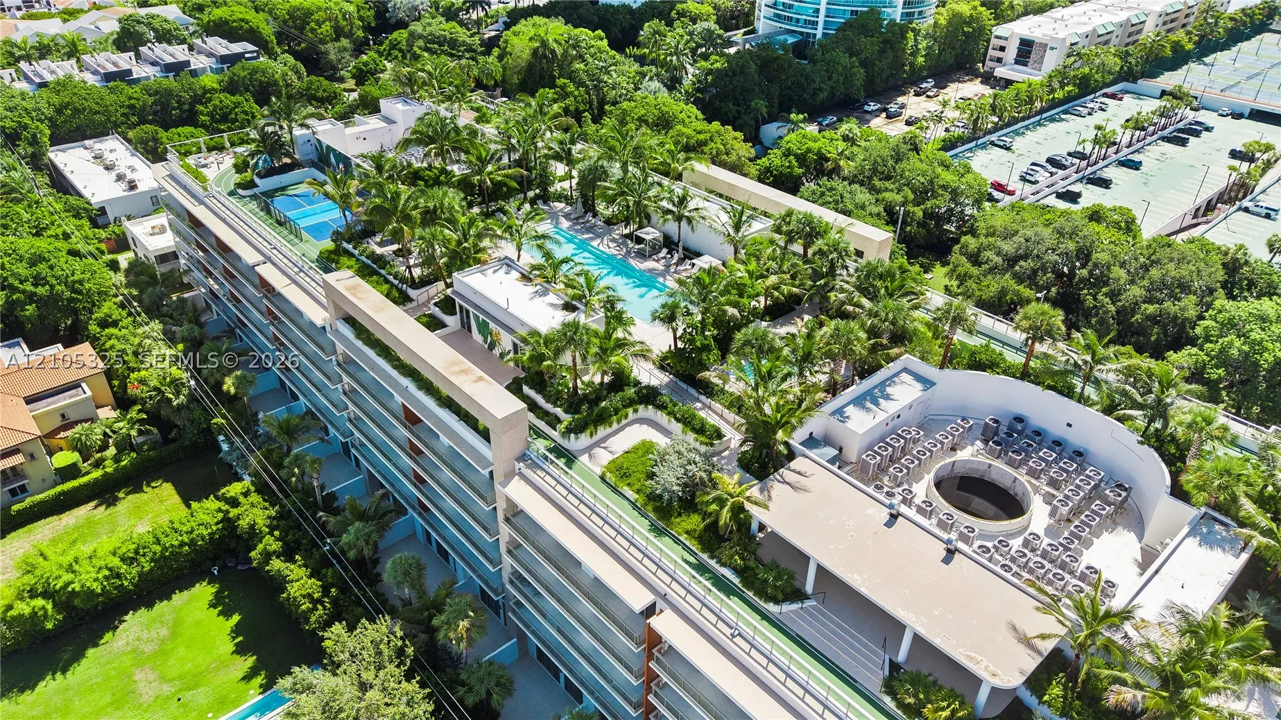 2200 Brickell Avenue #422