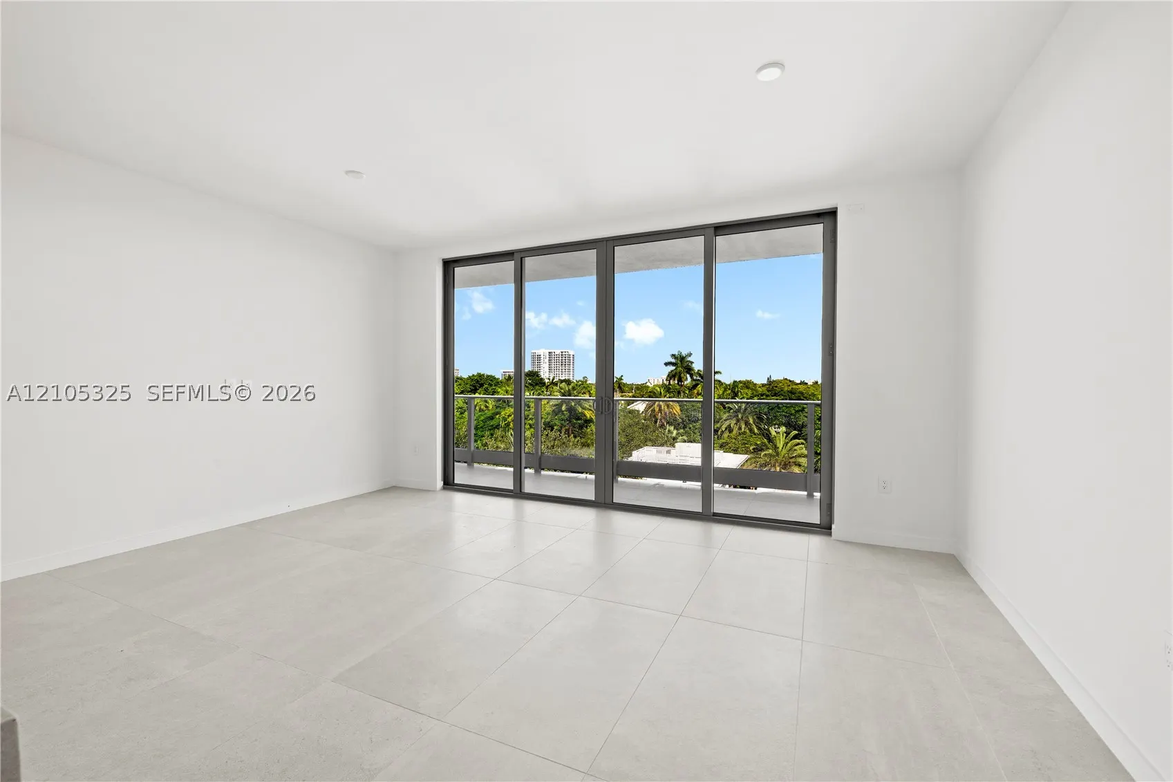2200 Brickell Avenue #422