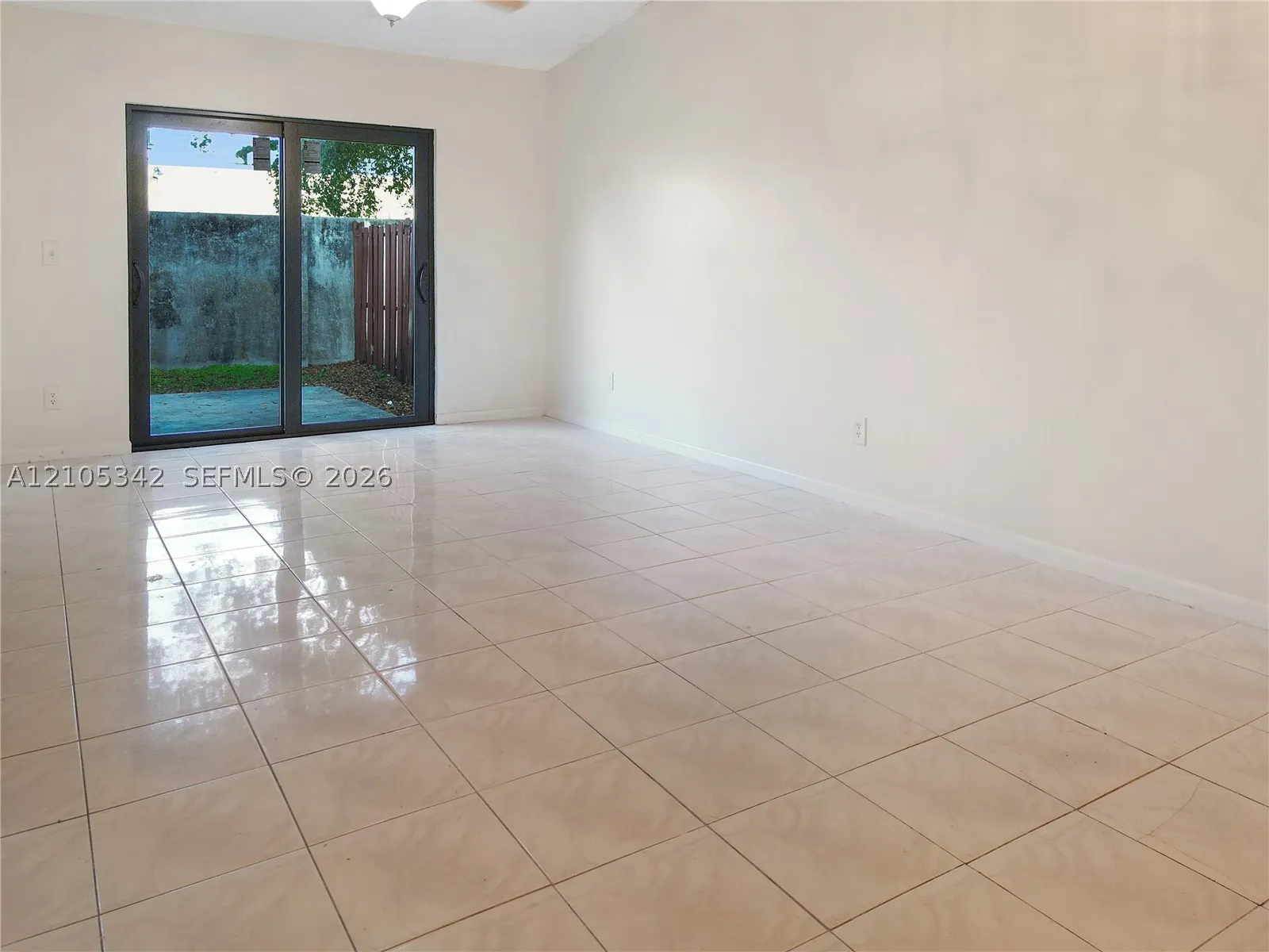 1711 NW 92nd Ave