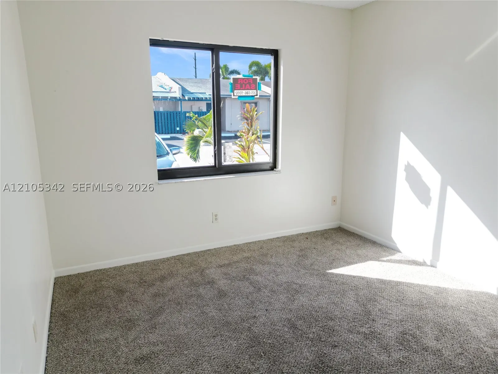 1711 NW 92nd Ave