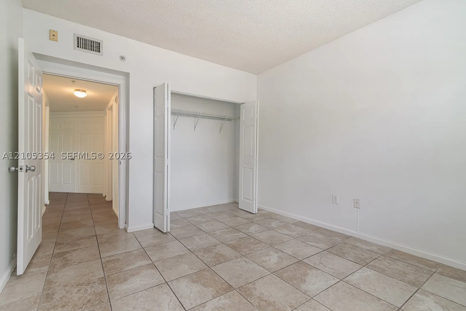 17125 N Bay Rd #3307