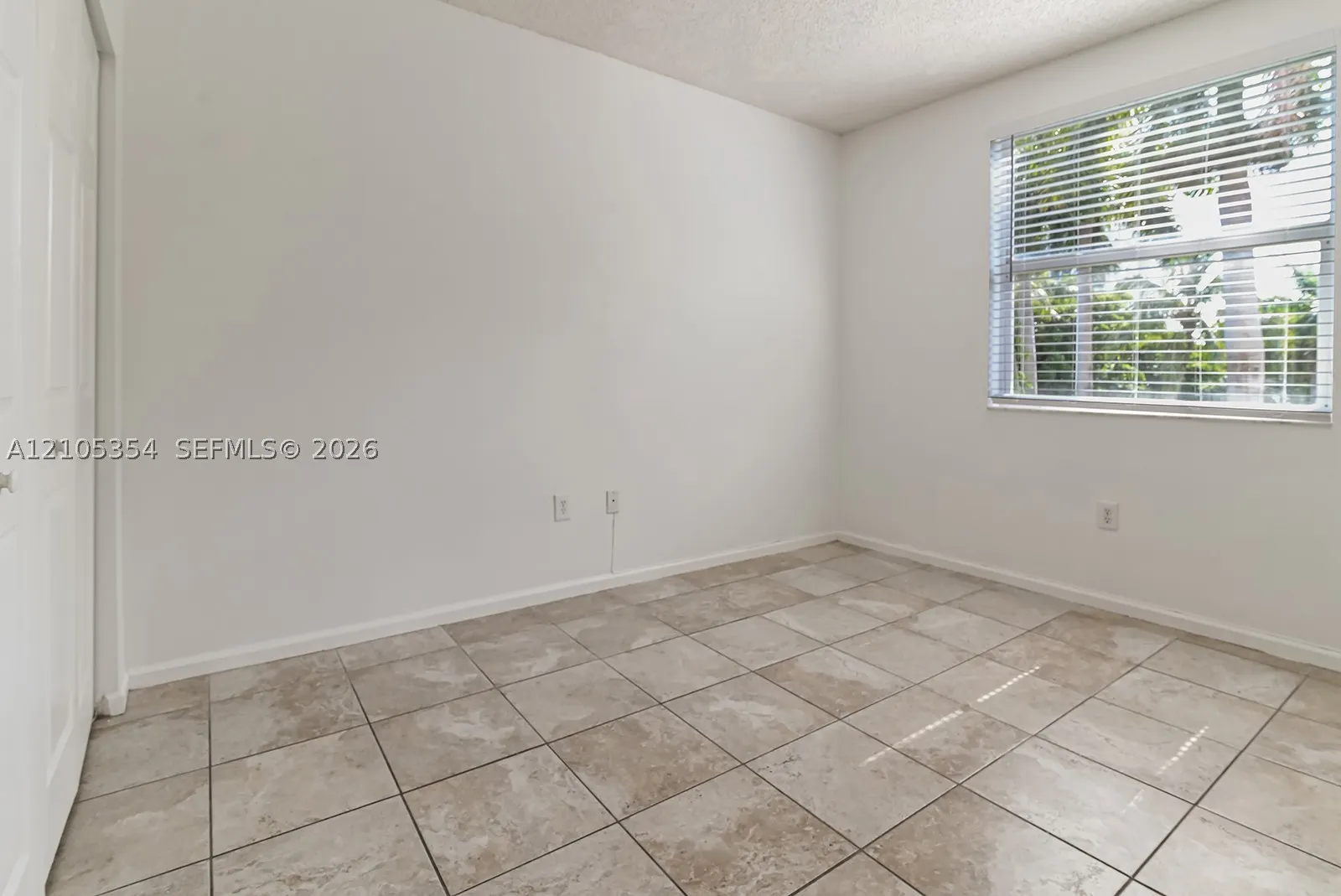 17125 N Bay Rd #3307
