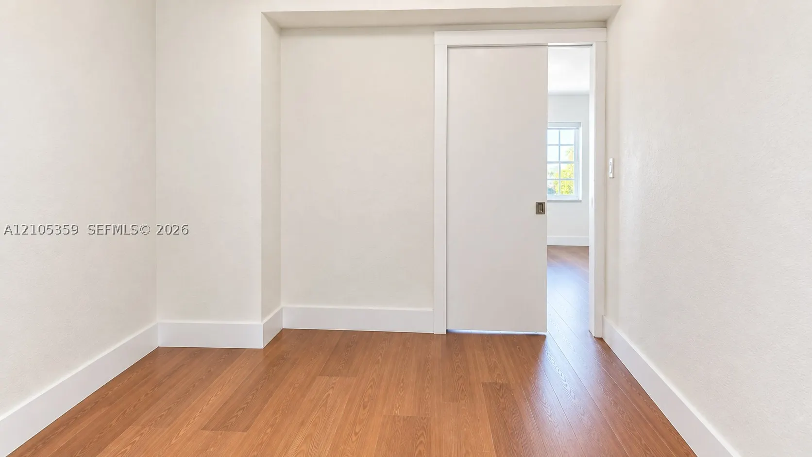 951 Jefferson Ave #3