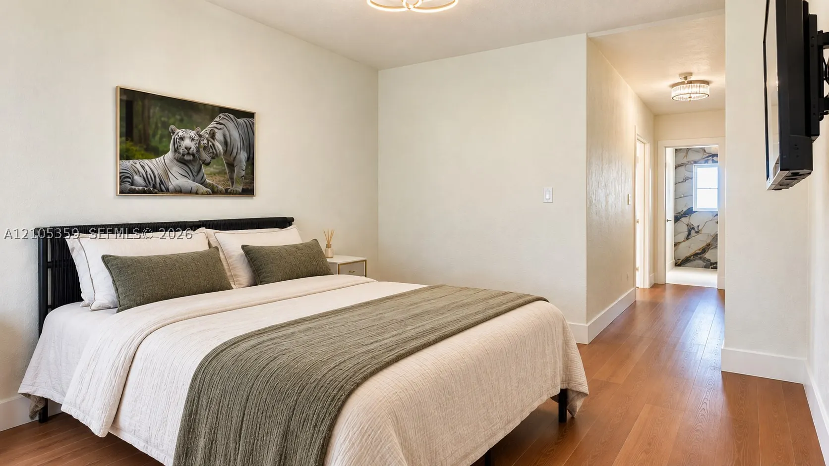 951 Jefferson Ave #3