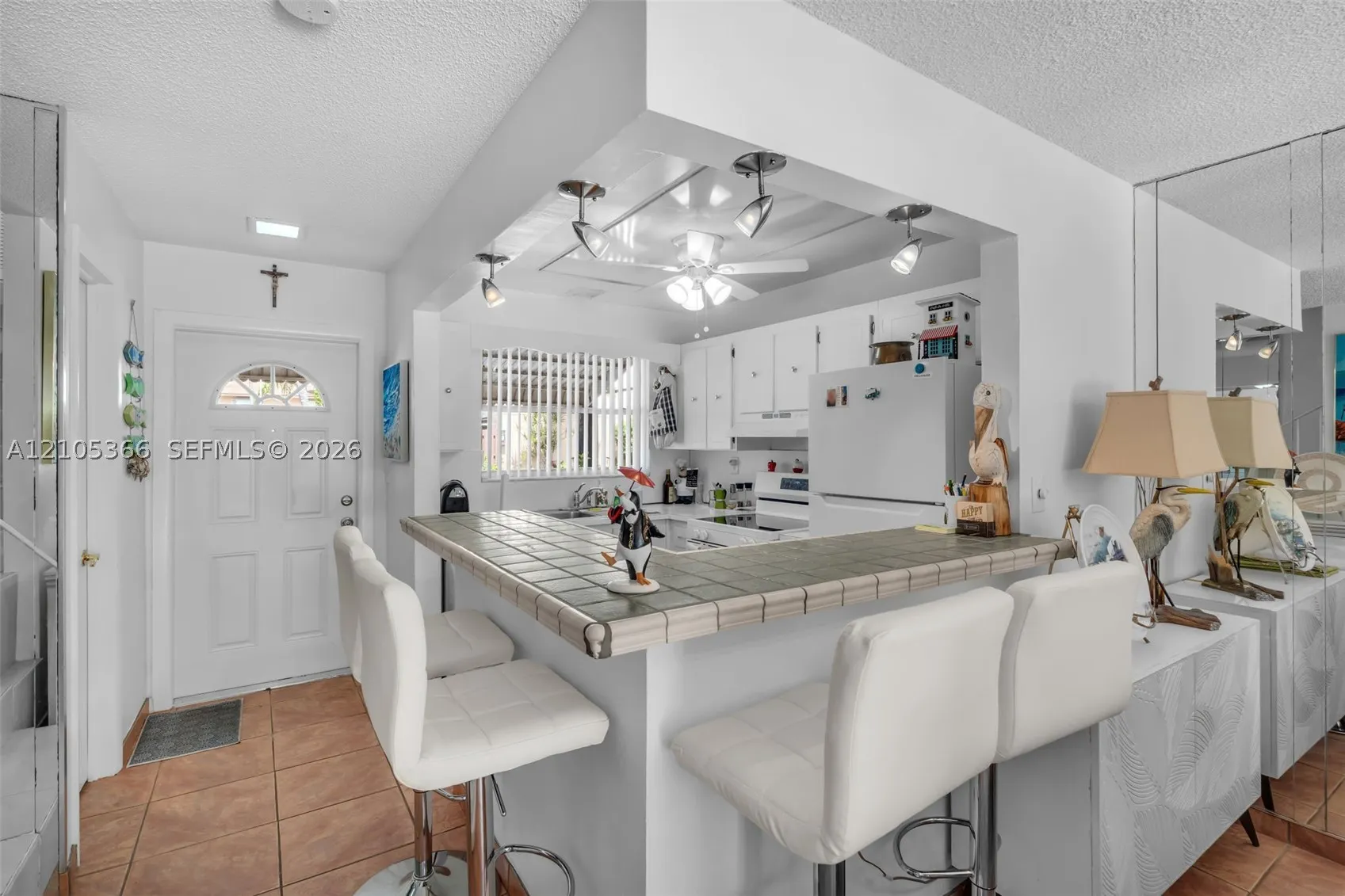 450 SE 7th St #261