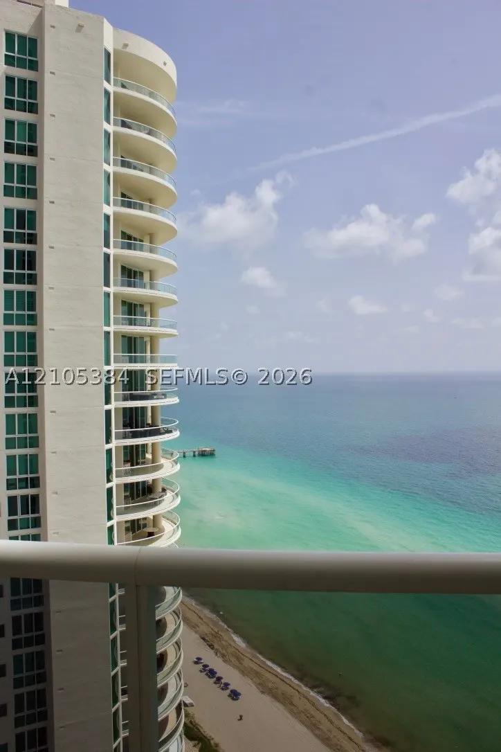 16001 Collins Ave #2803