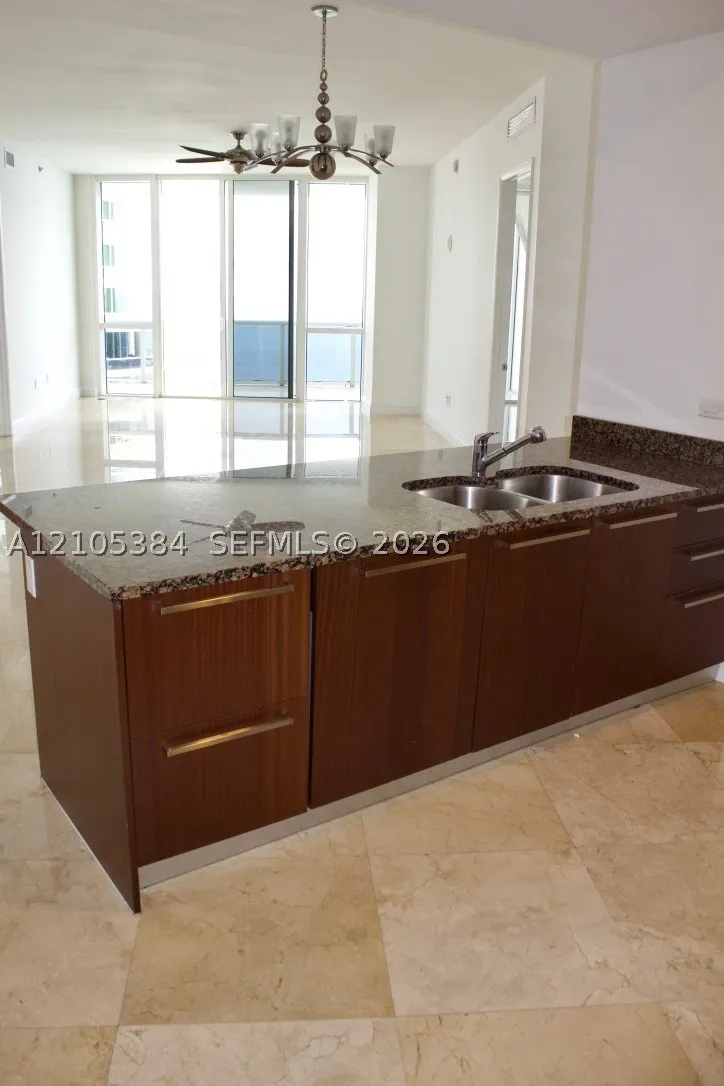 16001 Collins Ave #2803