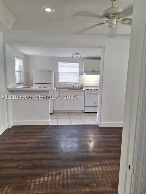 343 NE 25th St #Upper