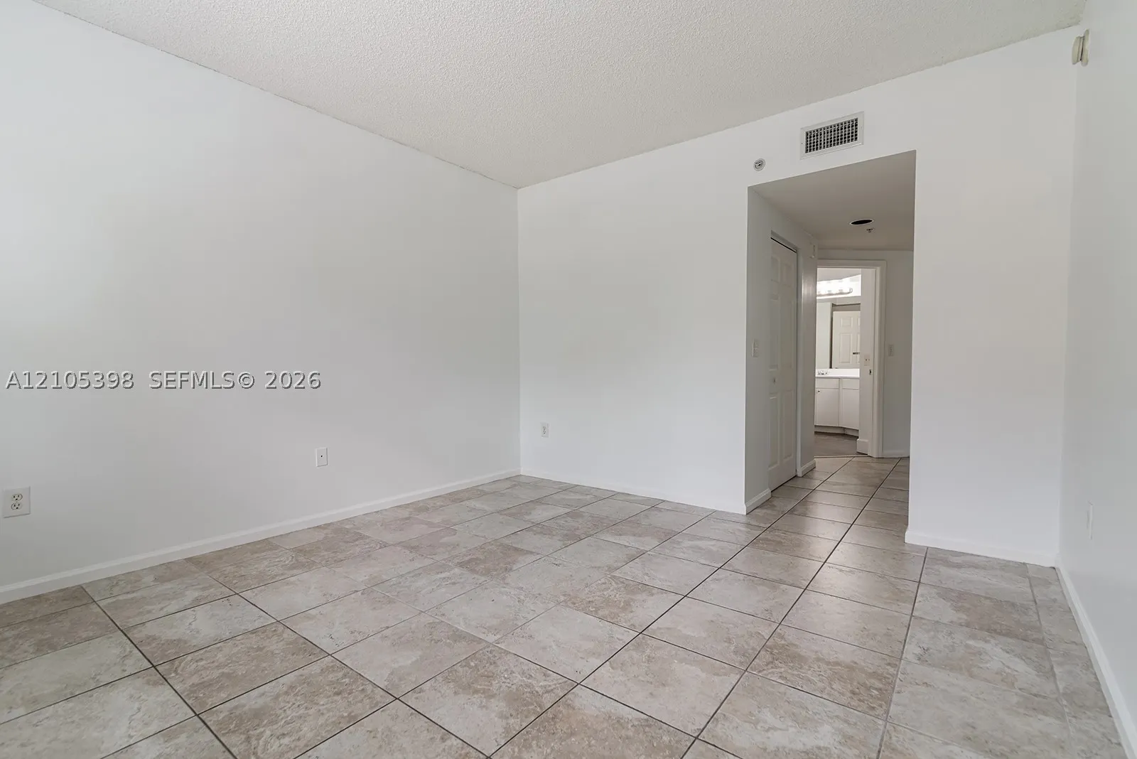 17125 N Bay Rd #3307