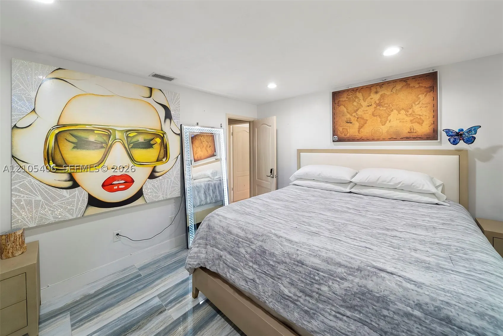 407 Sunset Dr