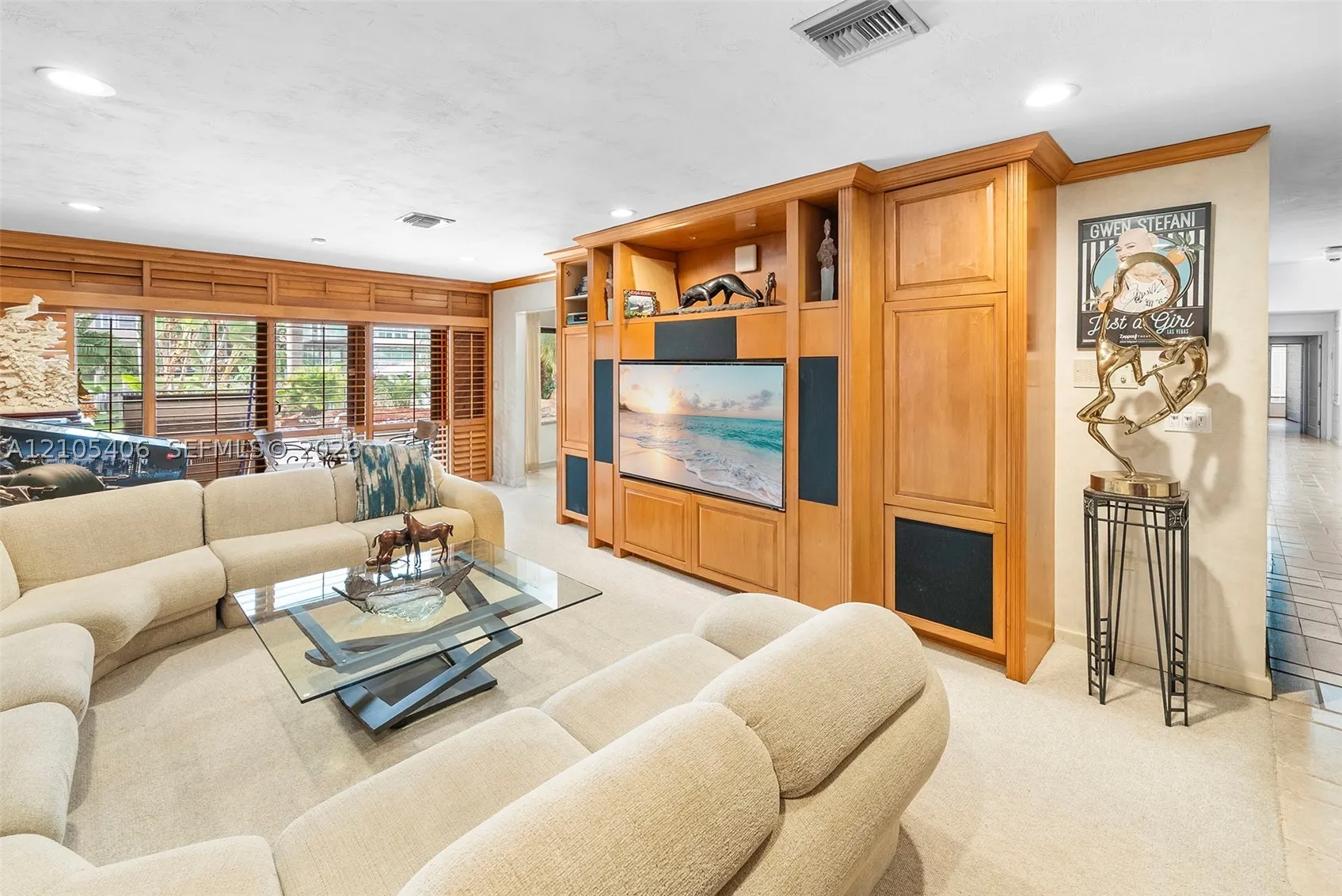 407 Sunset Dr