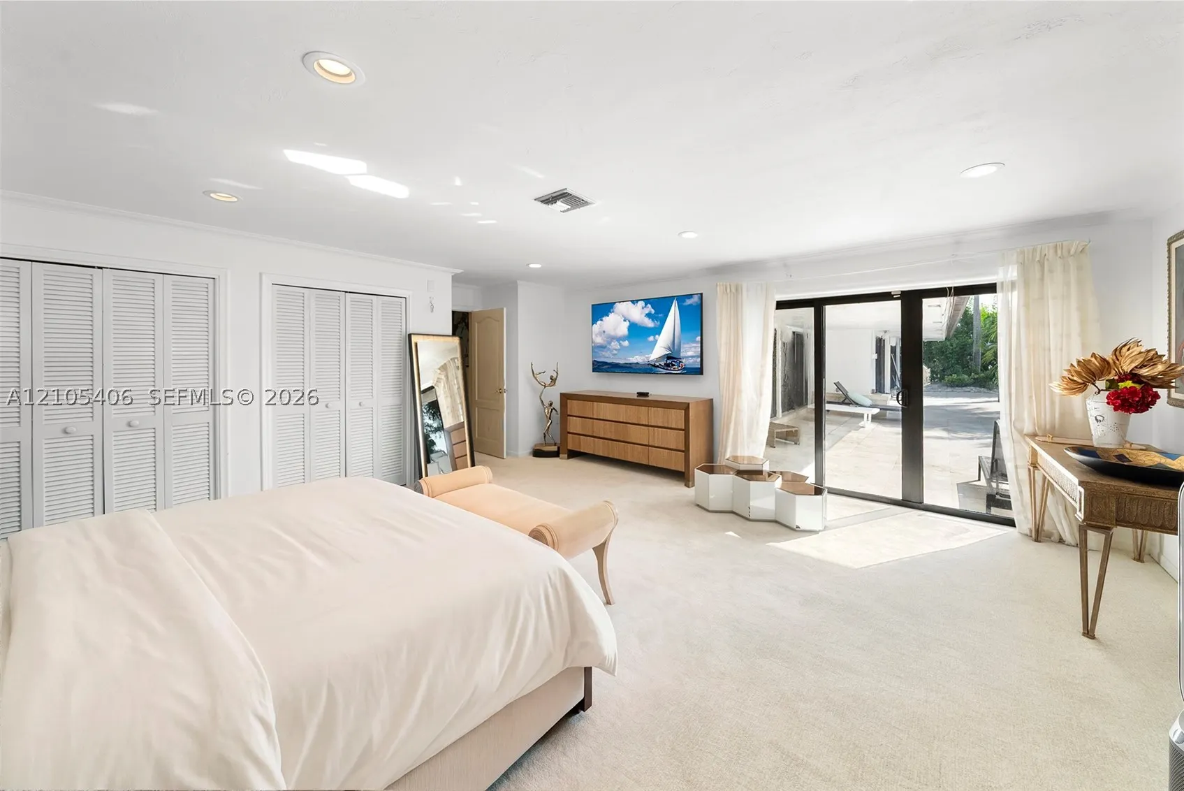407 Sunset Dr