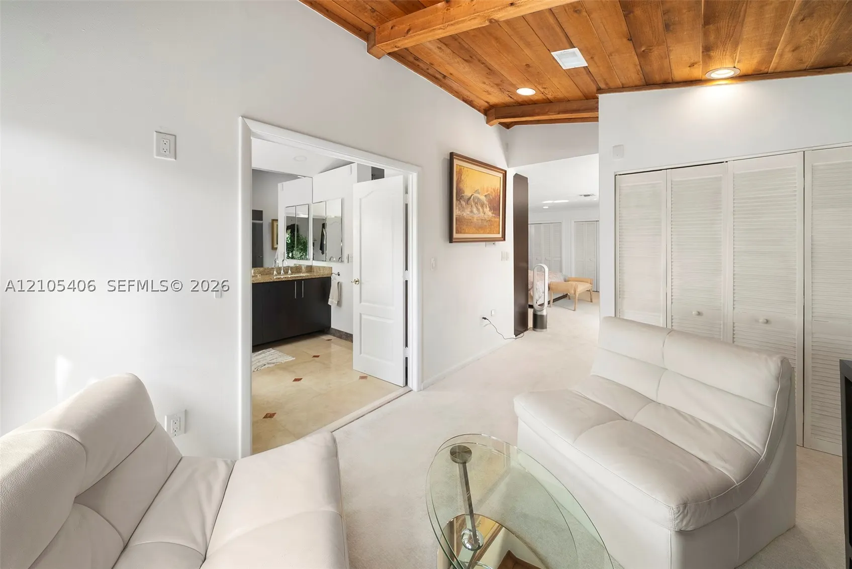 407 Sunset Dr