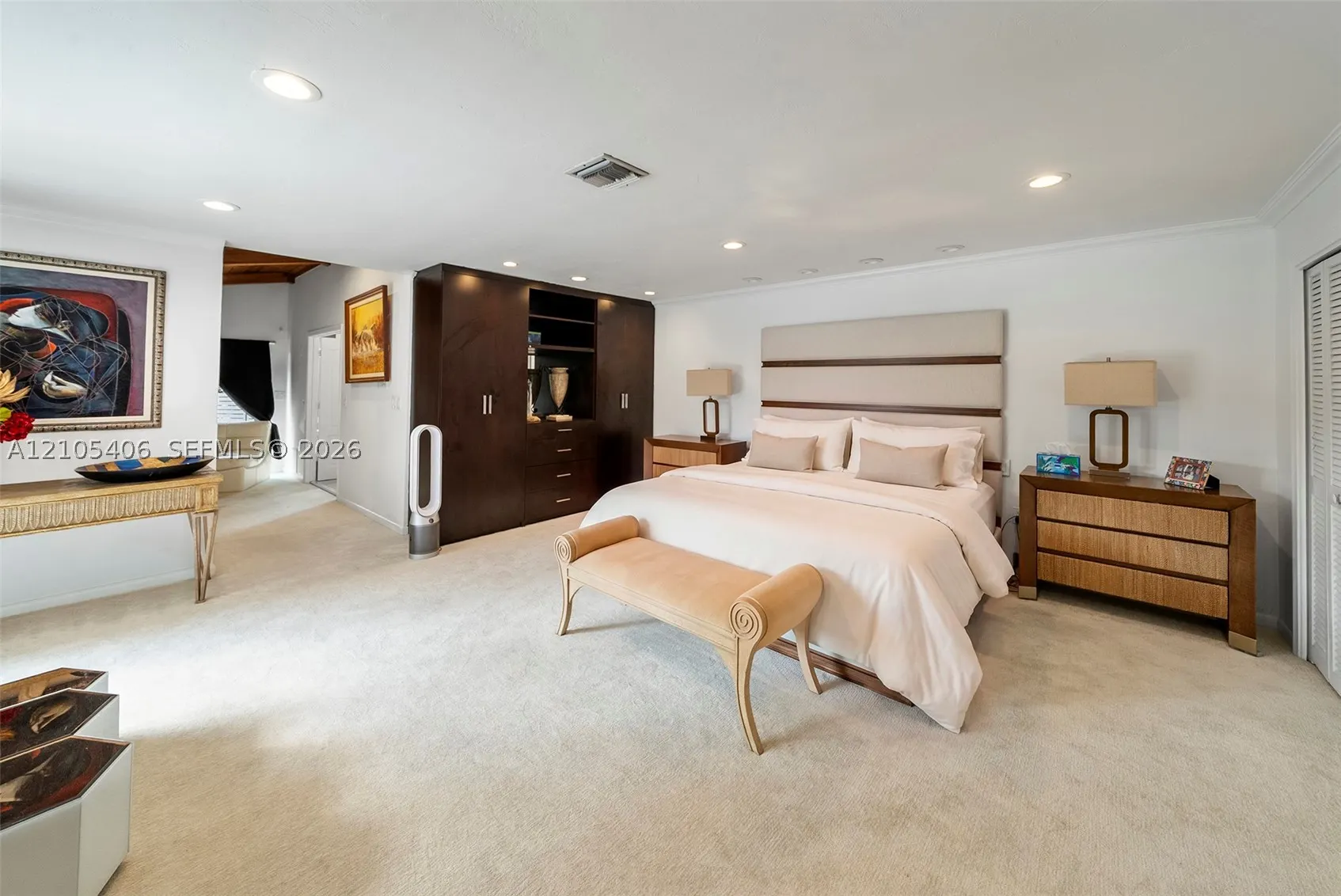 407 Sunset Dr