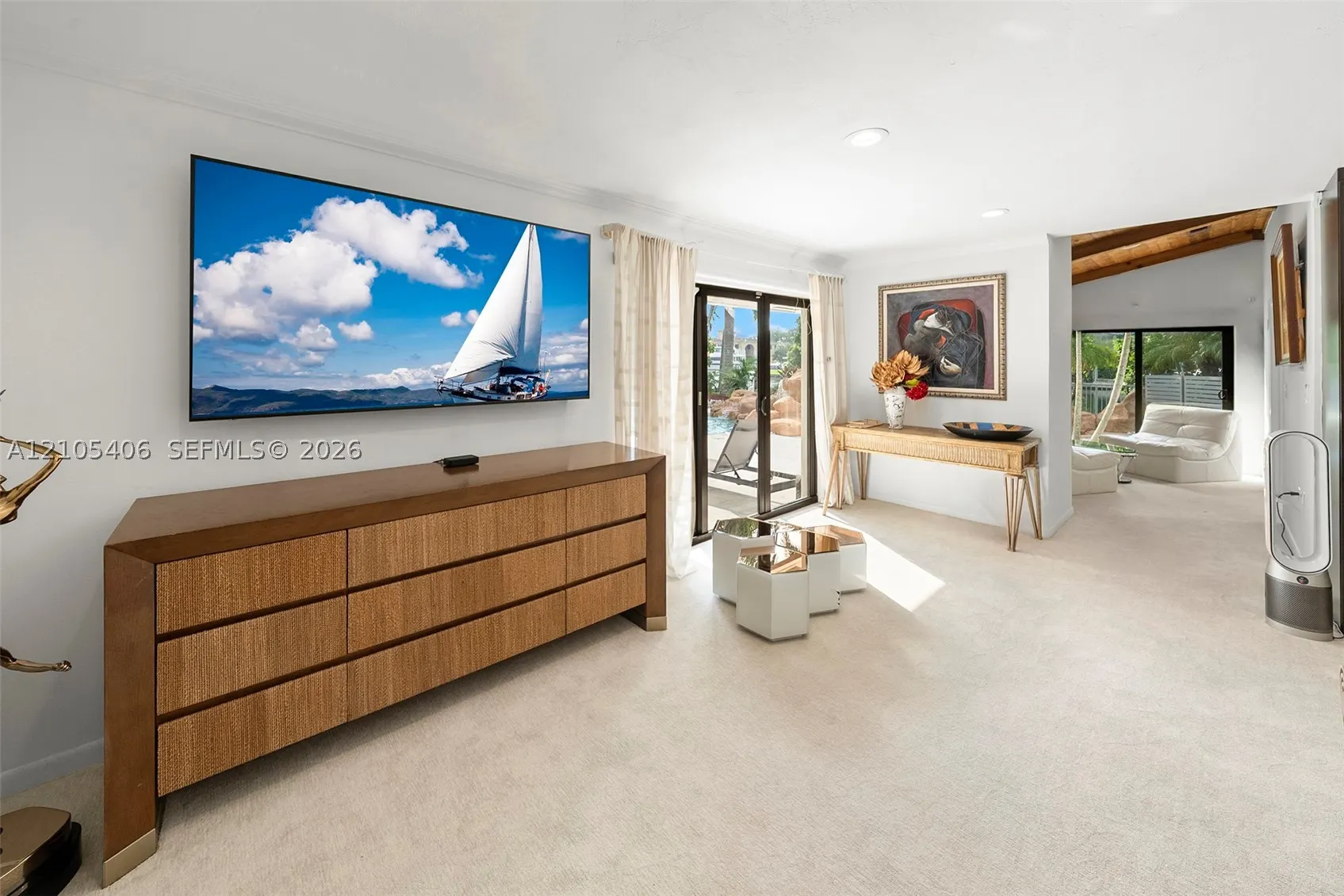 407 Sunset Dr