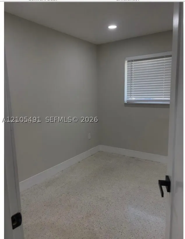 3530 SW 22nd Ter