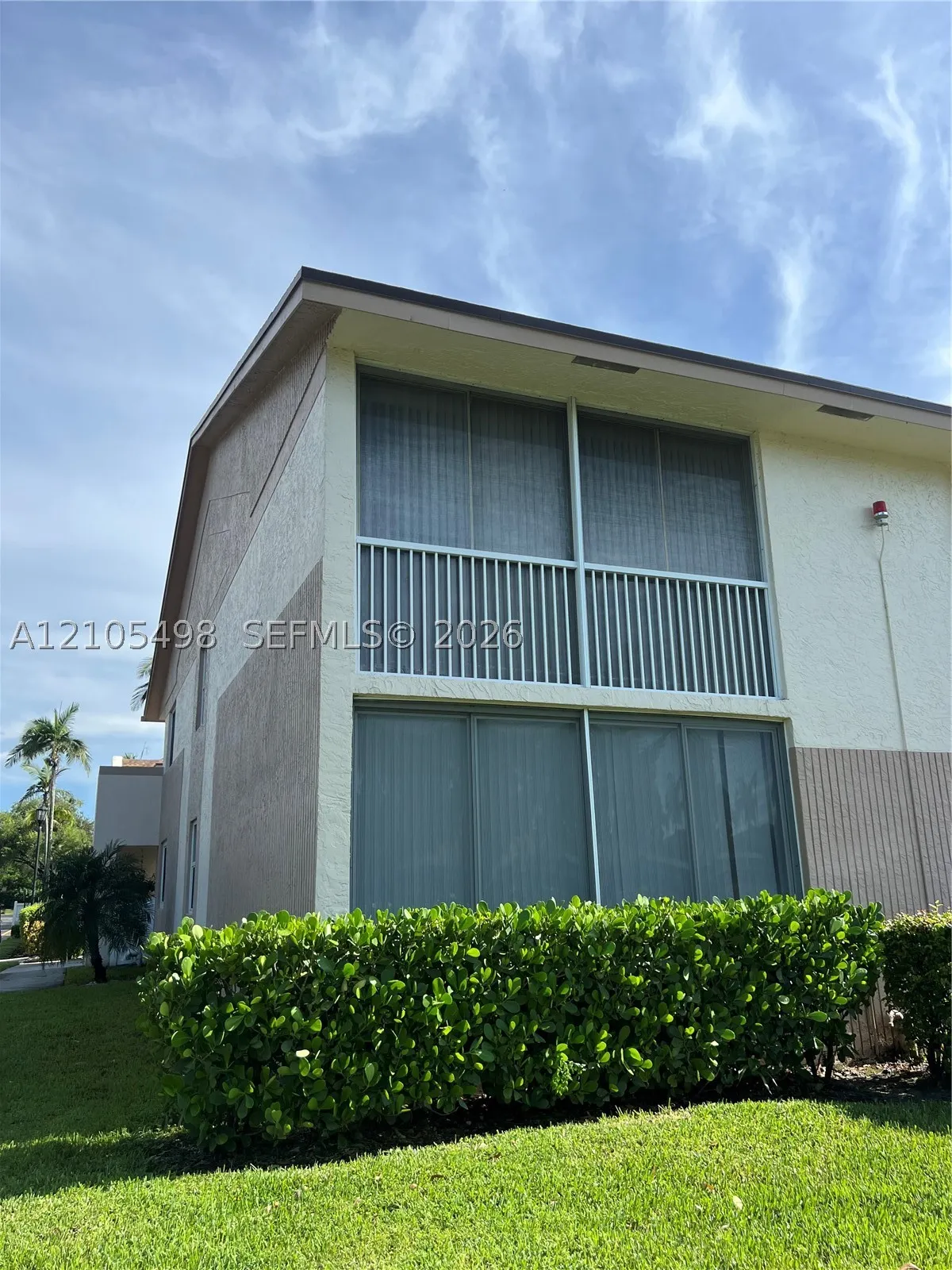 7407 N Devon Dr #212