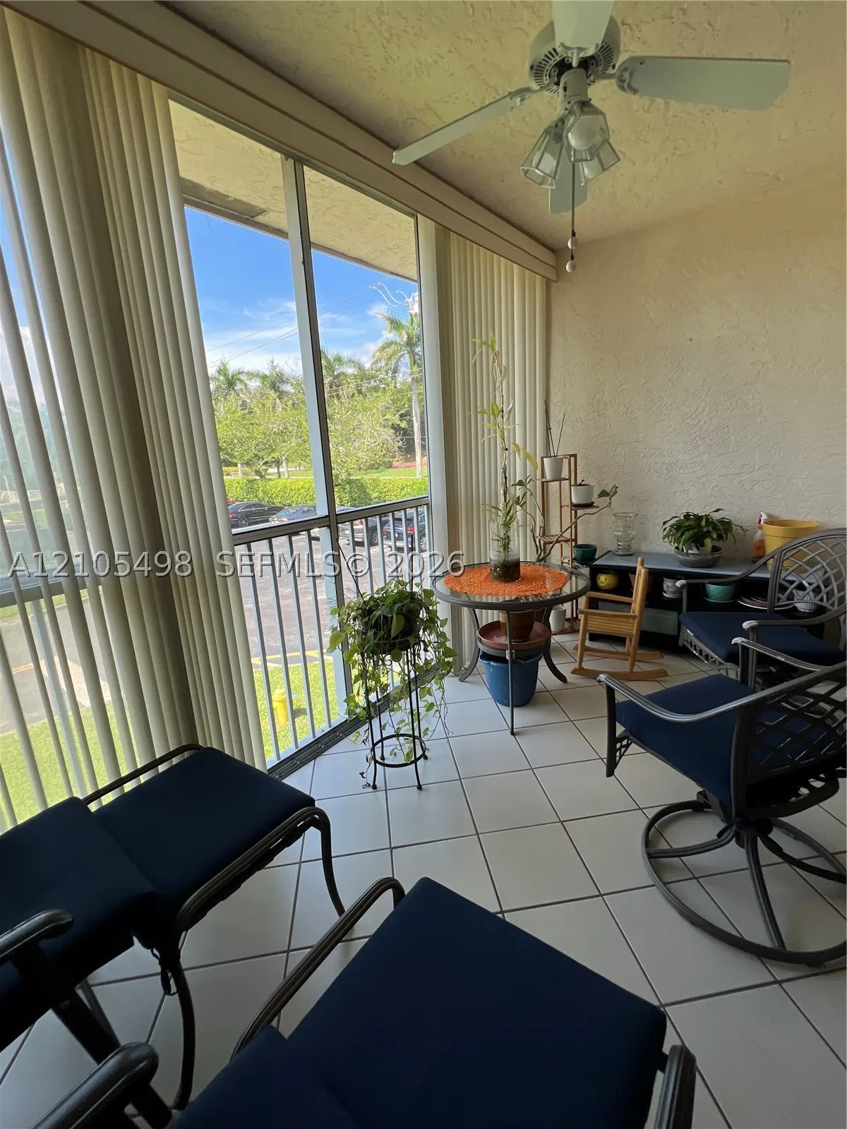 7407 N Devon Dr #212