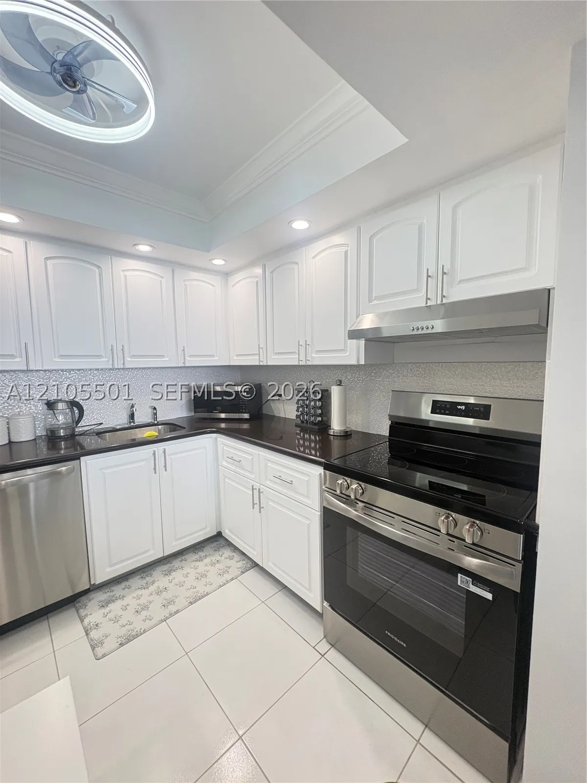 2101 S Ocean Dr #1902