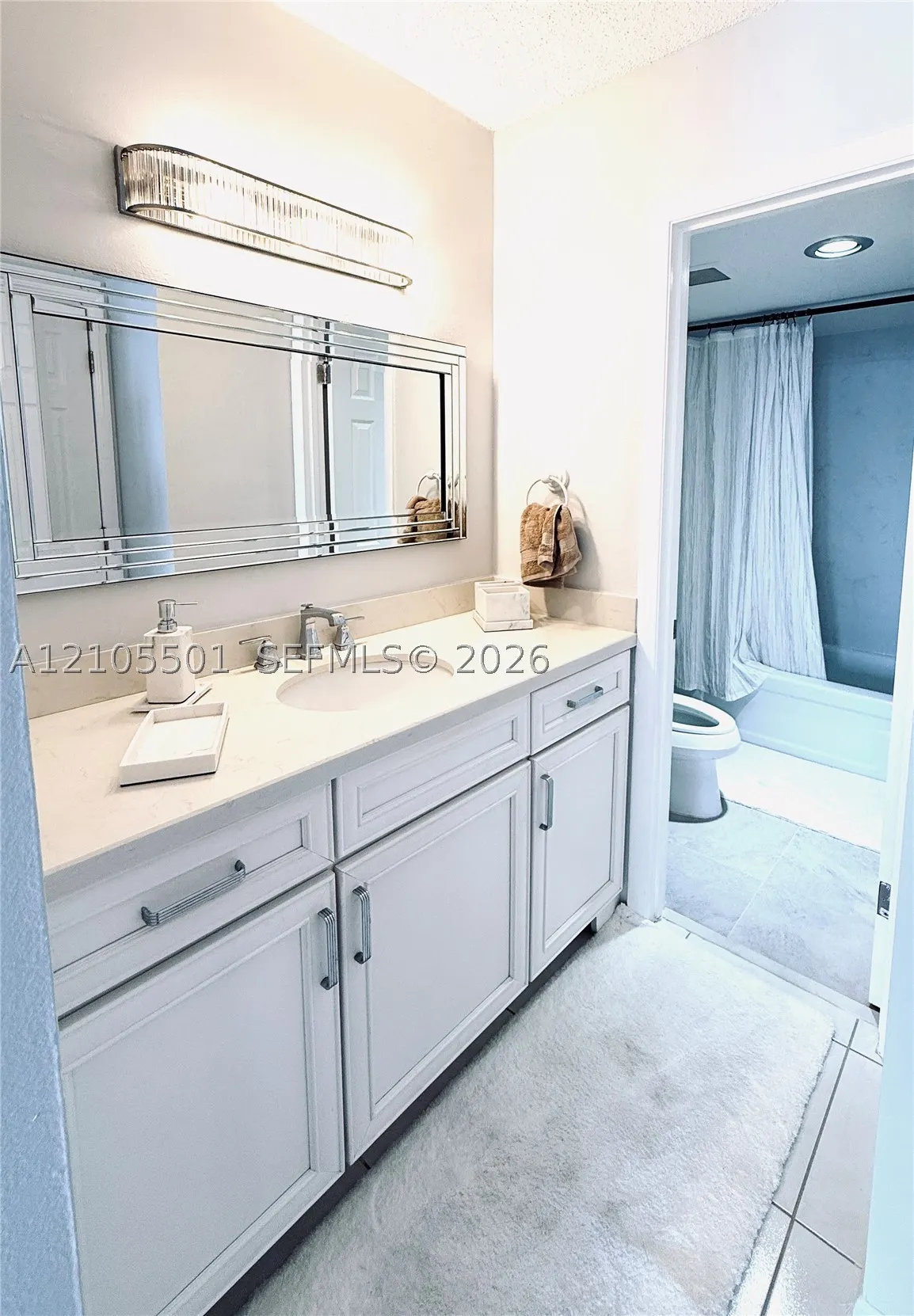 2101 S Ocean Dr #1902